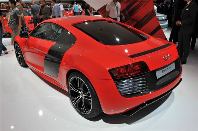 Audi R8 e-tron Prototip Frankfurt 2011 2