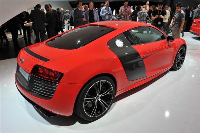 Audi R8 e-tron Prototip Frankfurt 2011 4