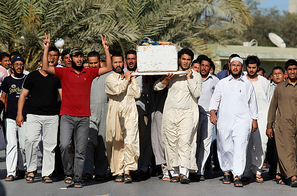 Libya's New Regime: The Fight for Gaddafi's Hometown 117