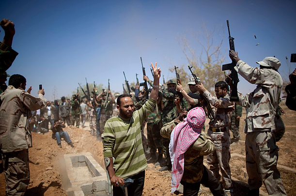 Libya's New Regime: The Fight for Gaddafi's Hometown 136