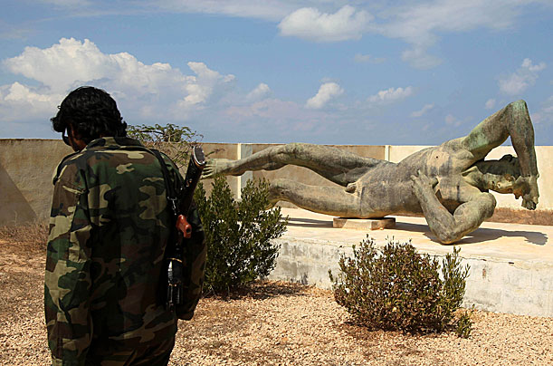 Libya's New Regime: The Fight for Gaddafi's Hometown 17