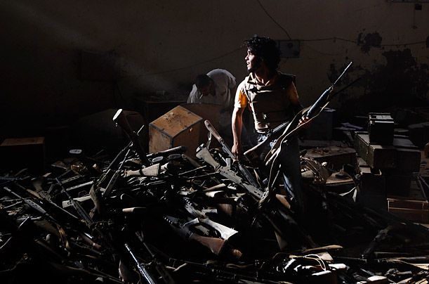 Libya's New Regime: The Fight for Gaddafi's Hometown 21