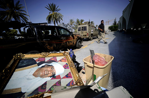 Libya's New Regime: The Fight for Gaddafi's Hometown 71