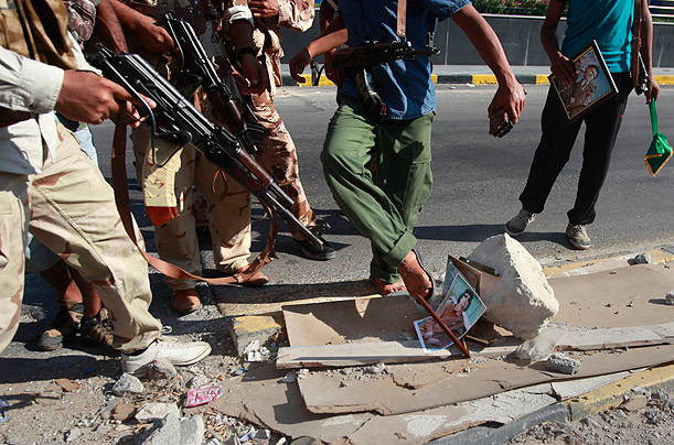 Libya's New Regime: The Fight for Gaddafi's Hometown 92