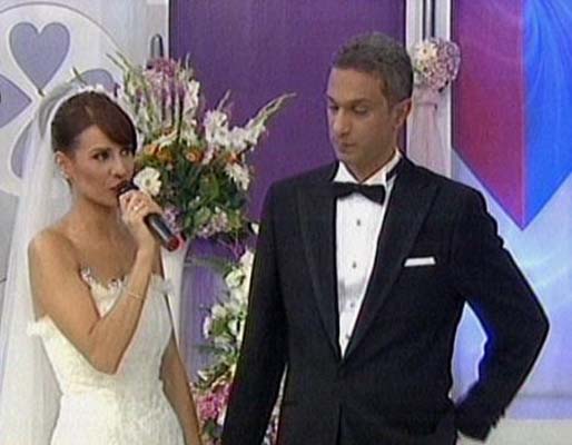 Esra Erol evlendi 39