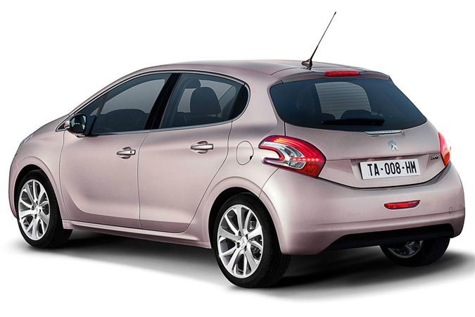 Peugeot 208’in ilk fotoğrafları! 12