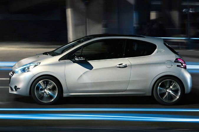 Peugeot 208’in ilk fotoğrafları! 2