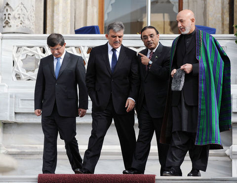 Abdullah Gül direksiyona geçti 10