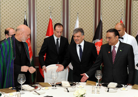 Abdullah Gül direksiyona geçti 8