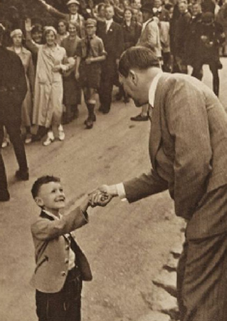 Hitler'in propaganda fotoğrafları 14