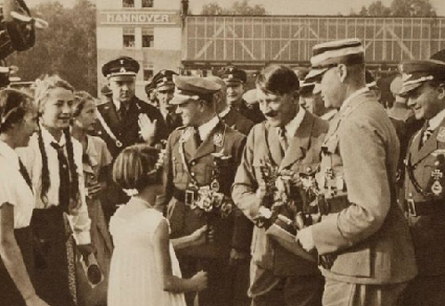 Hitler'in propaganda fotoğrafları 25