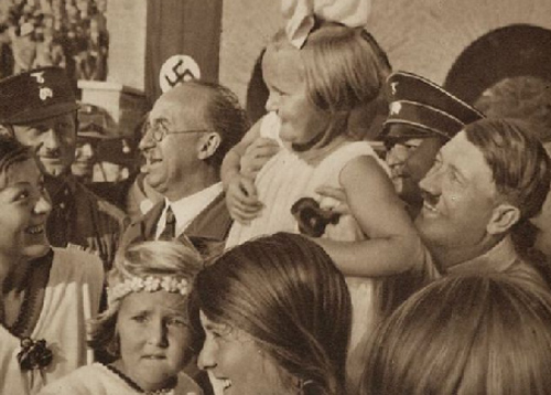 Hitler'in propaganda fotoğrafları 3