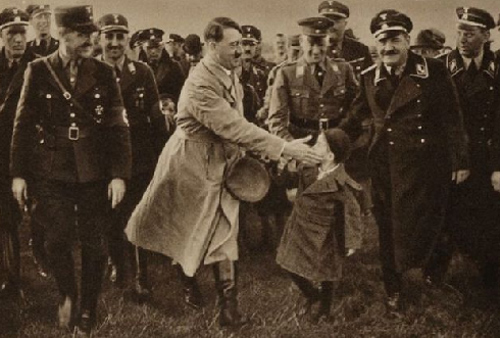 Hitler'in propaganda fotoğrafları 34