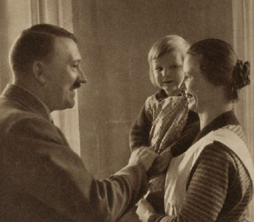 Hitler'in propaganda fotoğrafları 4
