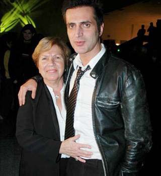 İşte ünlülerin anne ve babaları 25
