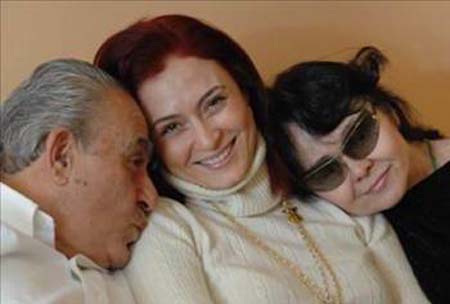 İşte ünlülerin anne ve babaları 32