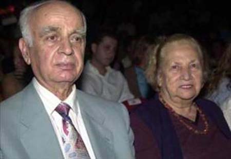 İşte ünlülerin anne ve babaları 60