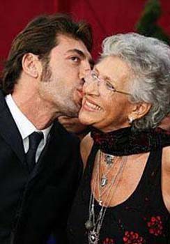 İşte ünlülerin anne ve babaları 69