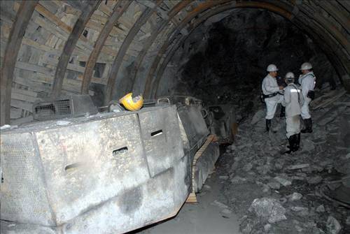28 madenci burada can verdi 12