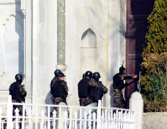 Sultanahmet'te silahlı saldırı 16