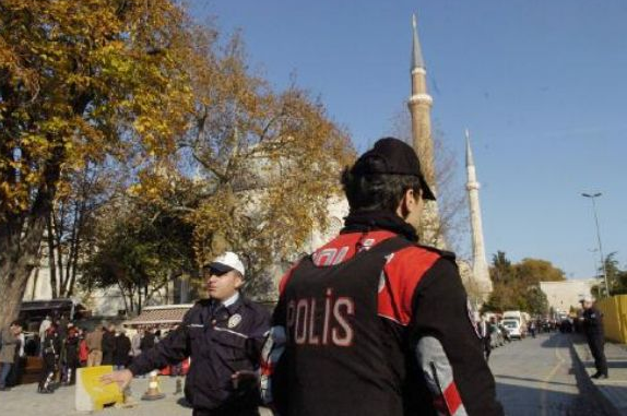 Sultanahmet'te silahlı saldırı 20