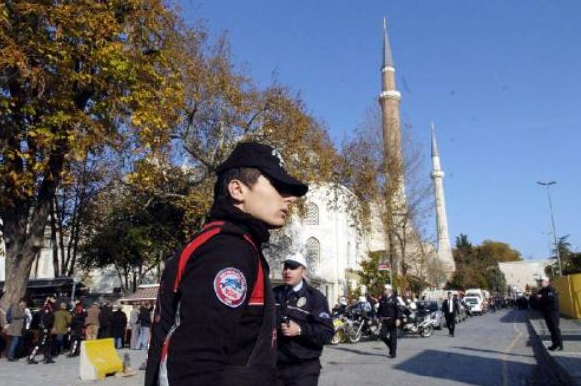 Sultanahmet'te silahlı saldırı 23