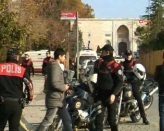 Sultanahmet'te silahlı saldırı 8
