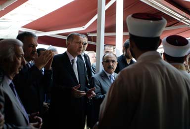 Son Osmanlılar cenazede buluştu 18