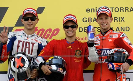 Moto GP'de yürekleri ağız getiren kaza - 1/24 9