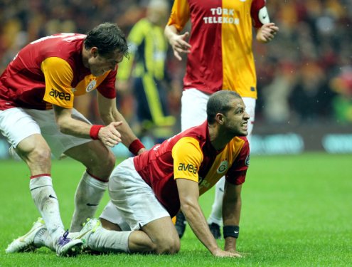 Felipe Melo'dan Pitbull şov 3