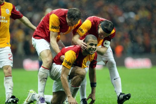 Felipe Melo'dan Pitbull şov 9
