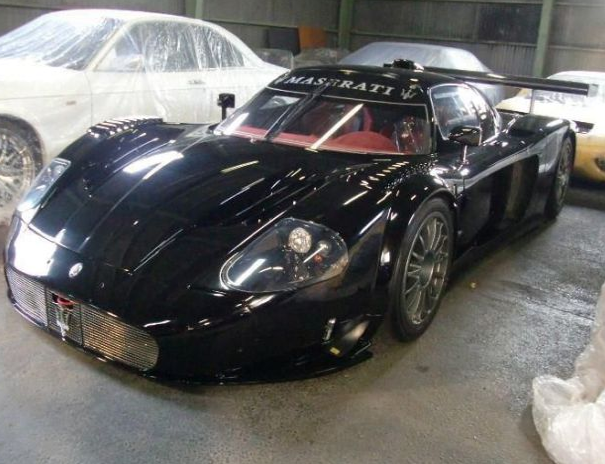 İşte multimilyonerin otomobil tutkusu 29