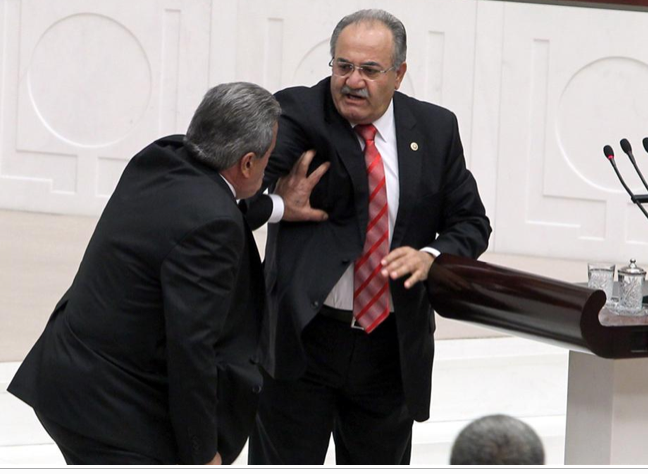 Türkiye'de 2011 yılı böyle geçti 112