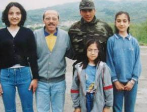 Kuşum Aydın'ın şaşırtan askerlik fotoğrafı 8