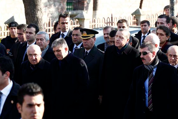 Menderes'e son görev 16