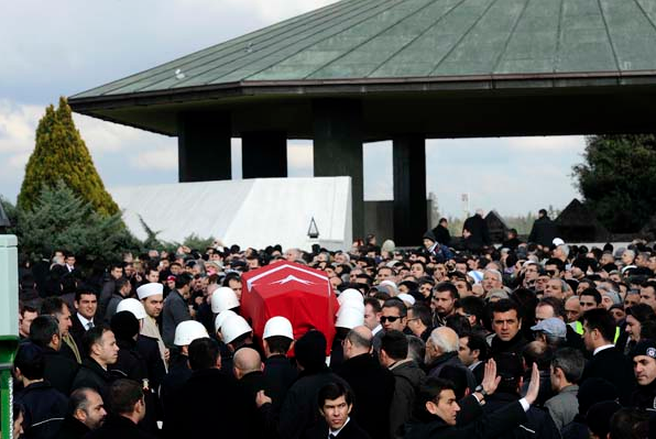 Menderes'e son görev 29