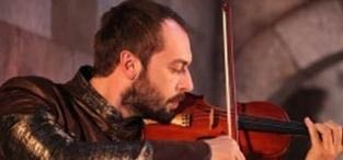 Ünlü yıldızların günlük hallerini gördünüz mü? 16