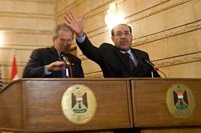 Bush ayakkabıyı böyle yedi 3
