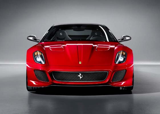 Yeni Ferrari Türkiye yollarında 1