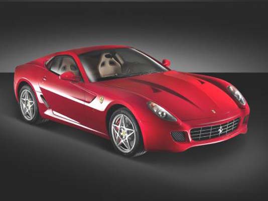 Yeni Ferrari Türkiye yollarında 9