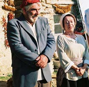 Aldıkları paraya burun kıvıran ünlüler 18
