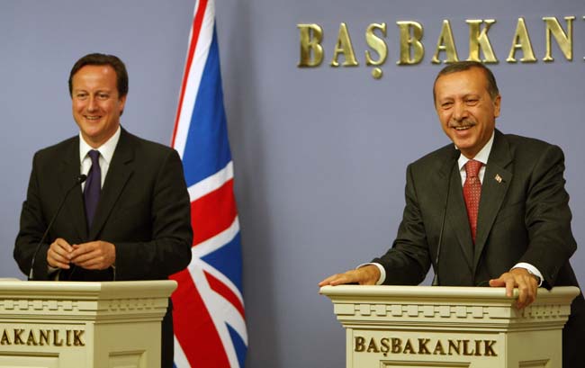 Erdoğan kahkayı bastı 1