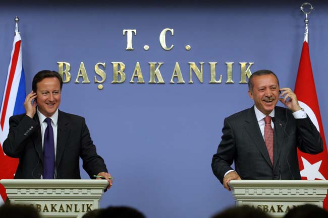 Erdoğan kahkayı bastı 4