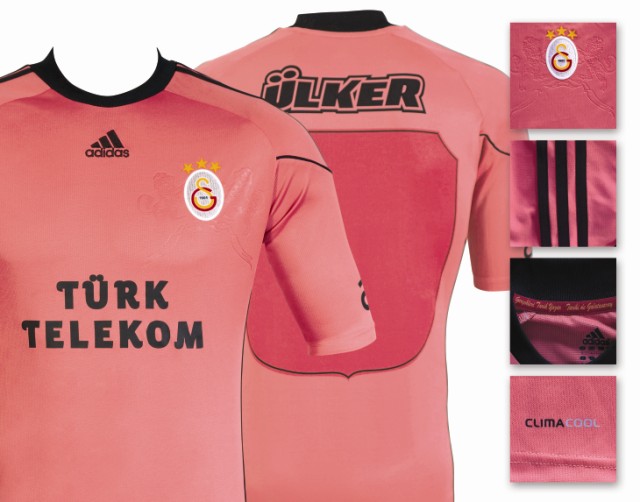 2010 2011 Galatasaray Formaları 6