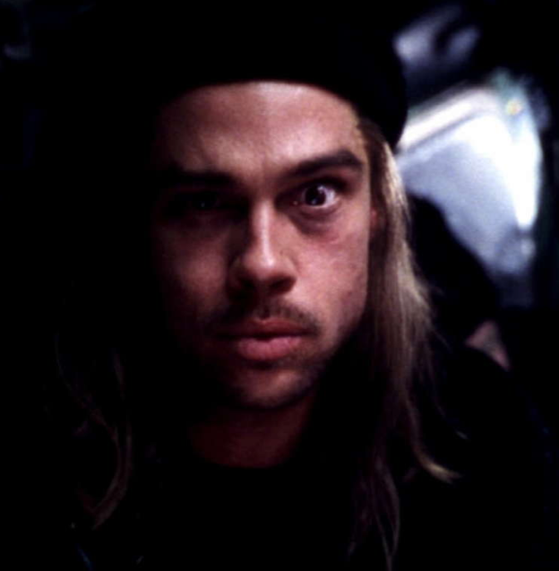 Brad Pitt yıllara meydan okuyor 12