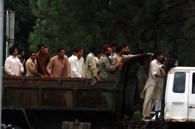 Düşen Pakistan uçağından görüntüler 14