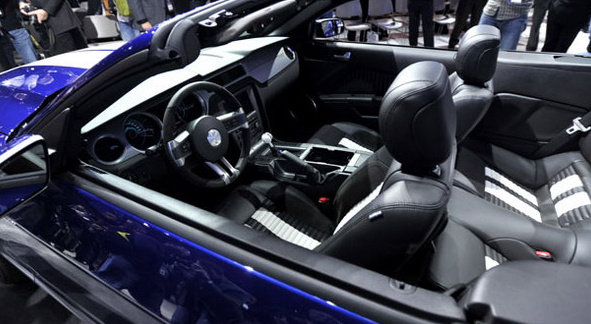 2012 Chicago Auto Show fuarından göz alıcı otomobil fotoları 38