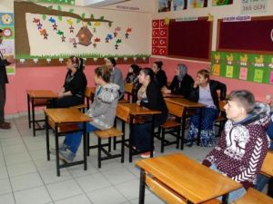Romanlar İçin Okuma Yazma Kursu