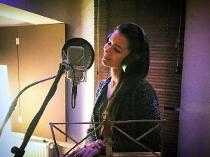 İlk Klibi 3 Ayda 7 Milyondan Fazla İzlenen "Ayshe" Yeniden Stüdyoya Girdi
