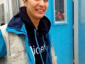 Tuba Büyüküstün İçin 21 Ülkeden 50 Metrelik Doğum Günü Mektubu